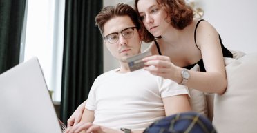 Налоговый контроль усиливается: зачем в Украине создают реестр счетов и банковских сейфов