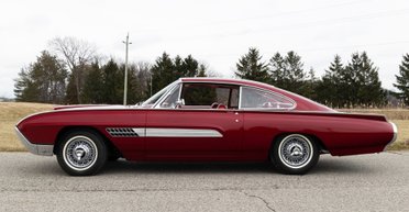 Старый 60-летний Ford выставили на продажу по цене нового суперкара Ferrari (фото)