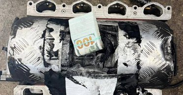 Украинка попыталась вывезти за границу $970 тысяч под капотом авто (фото)