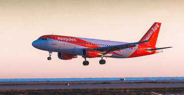 "Все знали правду": на борту пассажирского самолета нашли мертвую бабушку (видео)