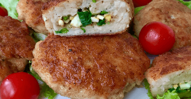 Мясные зразы с яйцом и луком: рецепт на скорую руку, из простых продуктов