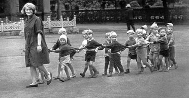 Следы тяжелого детства. Пять признаков того, что вы росли в бедности