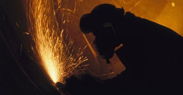 Створено новий надміцний сплав: матеріал, що не руйнується, кидає виклик обмеженням металу