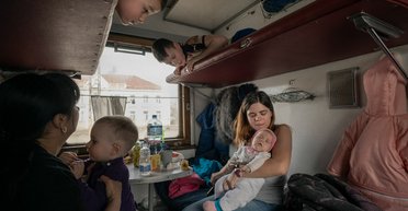 Хлопчикам від 6 років вхід заборонено: новий скандал із жіночими купе в Україні