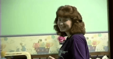 Донька отримала більше, ніж розраховувала, переглянувши домашні відео свого батька