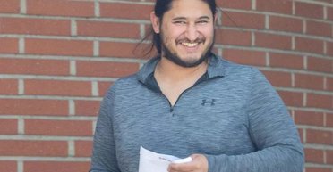 Лише дві речі: на що витрачає гроші американець, який виграв у лотерею $2 млрд