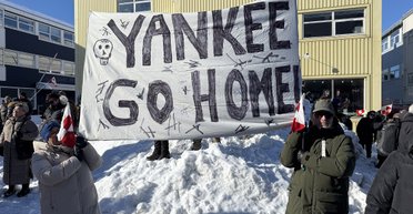 Гренландия заставила Белый дом отменить скандальную поездку Вэнса: что известно