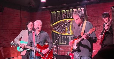 "Байден, ждем тебя": госсекретарь США Энтони Блинкен выступил в баре Киева (видео)