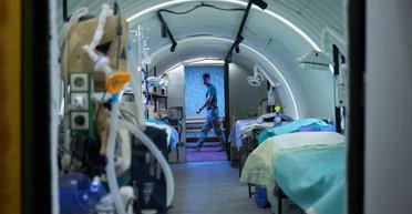 Защищенность, маскировка и близость к "нулю": какие преимущества имеет подземный госпиталь от Метинвеста Ахметова