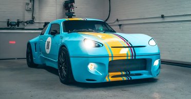 Відомий британський виробник спорткарів повертається на ринок і готує нову модель (фото)