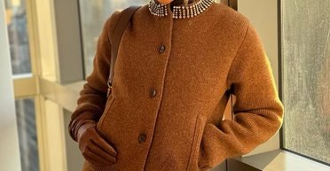 У чоботях і дуже коротких шортах: Дженніфер Лопес здивувала новим вбранням (відео)