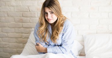 Как сохранить здоровье кишечника: 5 продуктов, которых нужно избегать во время застолья