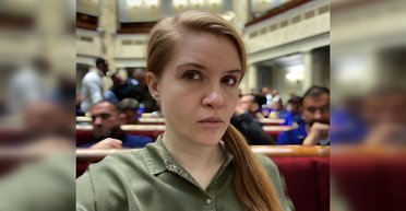 Обновить данные или сдать паспорт Украины: зачем Безуглая предлагает лишать гражданства мужчин