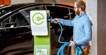 Батіг без пряника: чому законопроєкт про заборону ДВЗ в Україні відірваний від реальності