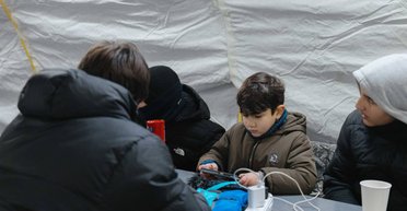 Если не будет новых обстрелов: нардеп рассказал, когда восстановят отопление на Троещине (видео)