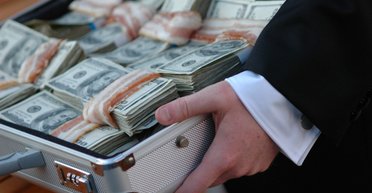 Цена вопроса. Почему борцов с коррупцией  в Украине все больше, а коррупции меньше не становится