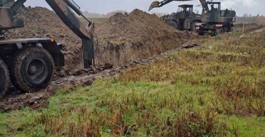 "Восточный щит": Польша начала строить линию укреплений на границе с РФ (фото)