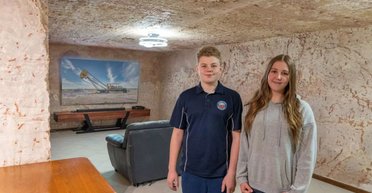 В Австралии роют подземные бункеры, чтобы спрятаться от 50-градусной жары (фото)