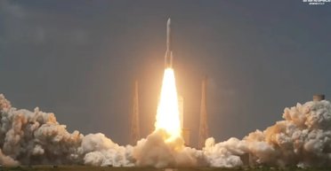 Уперше в космос полетіла найпотужніша ракета Європи: на борту конкуренти Starlink (відео)