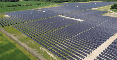 Сонце на службі у фермерів: у США запустили будівництво гігантської сонячної станції