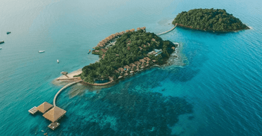 Нова мода у туризмі: куди їдуть на відпочинок представники покоління Z