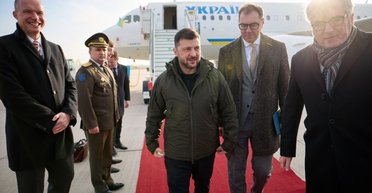 Переговоры в Берлине: Зеленский назвал вопрос территорий "болезненными"