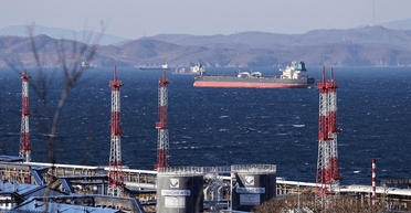 Теневой флот РФ продолжает расти в обход санкций: что это значит для Украины