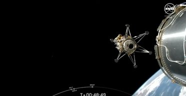 Кадри з космосу: американський модуль полетів на Місяць за допомогою ракети SpaceX (відео)