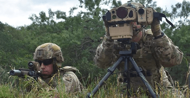 Покажет врага и подсветит лазером: военные получат мобильную систему целеуказания (видео)