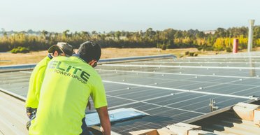 О солнечных панелях можно будет забыть: эксперты бьют тревогу из-за дефицита важных компонентов