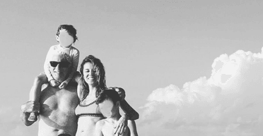 Дружина Річарда Гіра показала рідкісні кадри його синів (фото)