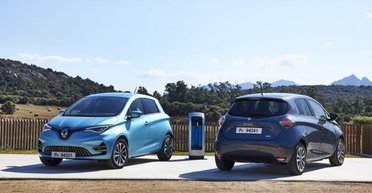 Украинцы в 2025 году импортировали рекордное количество электрокаров на более миллиарда долларов