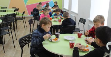 "Это не про меньше сахара и соли, а про здоровую нацию". Елена Зеленская о новом школьном меню