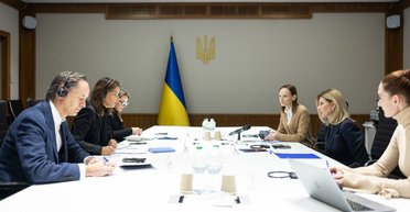 "Возвращение" Крыма и дерусификация: что Зеленская попросила у Google для Украины (видео)