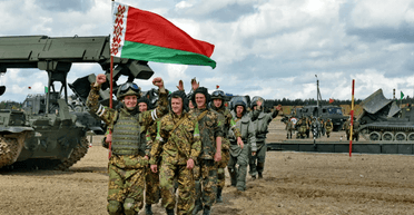 Беларусь стягивает войска к границе с Украиной: что происходит