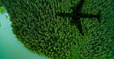 Місяць і лава. Захопливі подорожі можливі навіть в епоху COVID-19