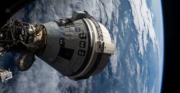 Застрявший на МКС корабль Boeing Starliner угрожает космической логистике: подробности