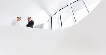 Работа с гарантией. Чем хороши самые авторитетные работодатели и как попасть к ним в штат