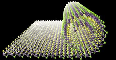 Ученые создали лист толщиной в 1 атом и скрутили его в рулон: зачем они это сделали
