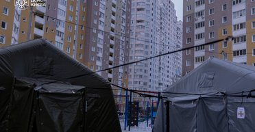 Графіки відключень на 10 лютого: хто сидітиме без світла понад 15 годин