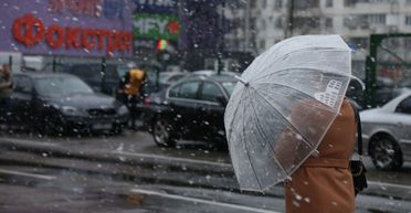 Мокрый снег и дождь: в каких областях Украины разбушуется непогода до конца недели