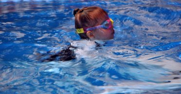 Двухлетняя одесситка Клочкова установила рекорд Украины по плаванию (фото)