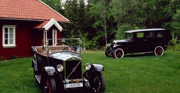 Втілення безпеки та практичності: автомобілі Volvo відзначають день народження (фото)