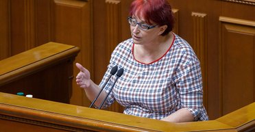 Достигнет почти 130 тысяч: в Раде предлагают поднять зарплаты помощникам нардепов, что известно