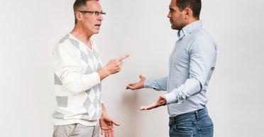 Сосед жалуется ОСМД и полиции на мужчину и его собаку, которой у него нет (фото)