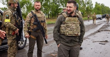 Победа в войне или второй президентский срок. Что выберет Владимир Зеленский