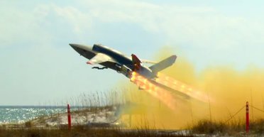 Беспилотный истребитель ВВС США XQ-58A Valkyrie совершил второй полет: что о нем известно