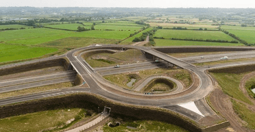 "Найбезглуздіша дорога": який вигляд має шосе, що веде в нікуди (фото)