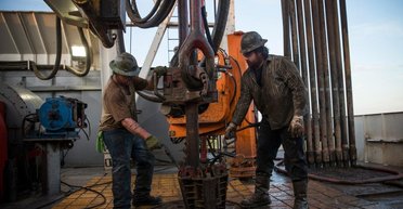 Нефтяное наводнение. Что будет с ценами на "черное золото" дальше