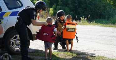 52 взрыва за сутки: в эвакуации из Сумской области нуждаются около 20 тысяч украинцев